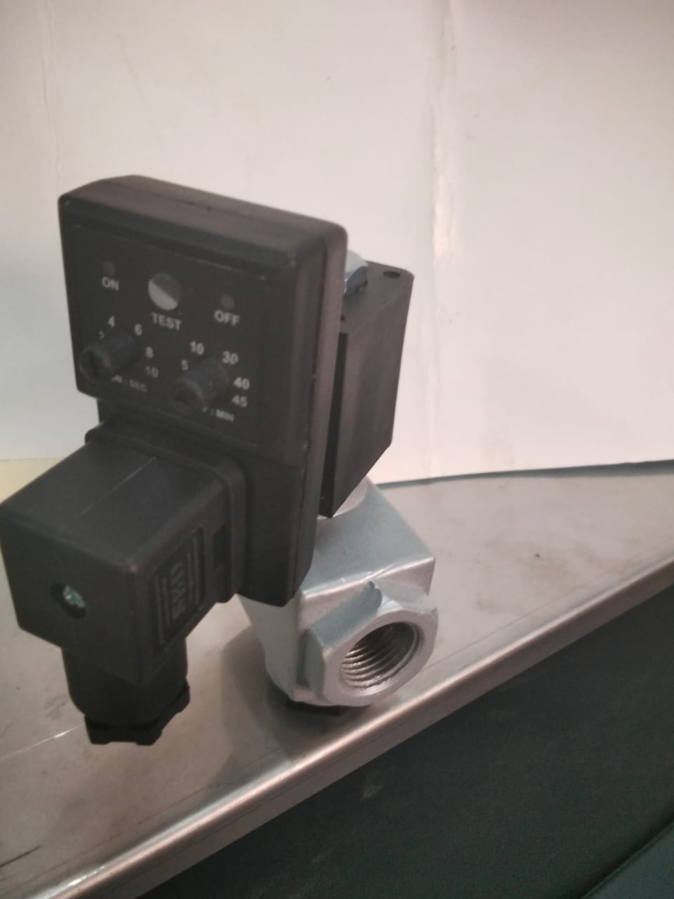 Low Pressure Drain Valve